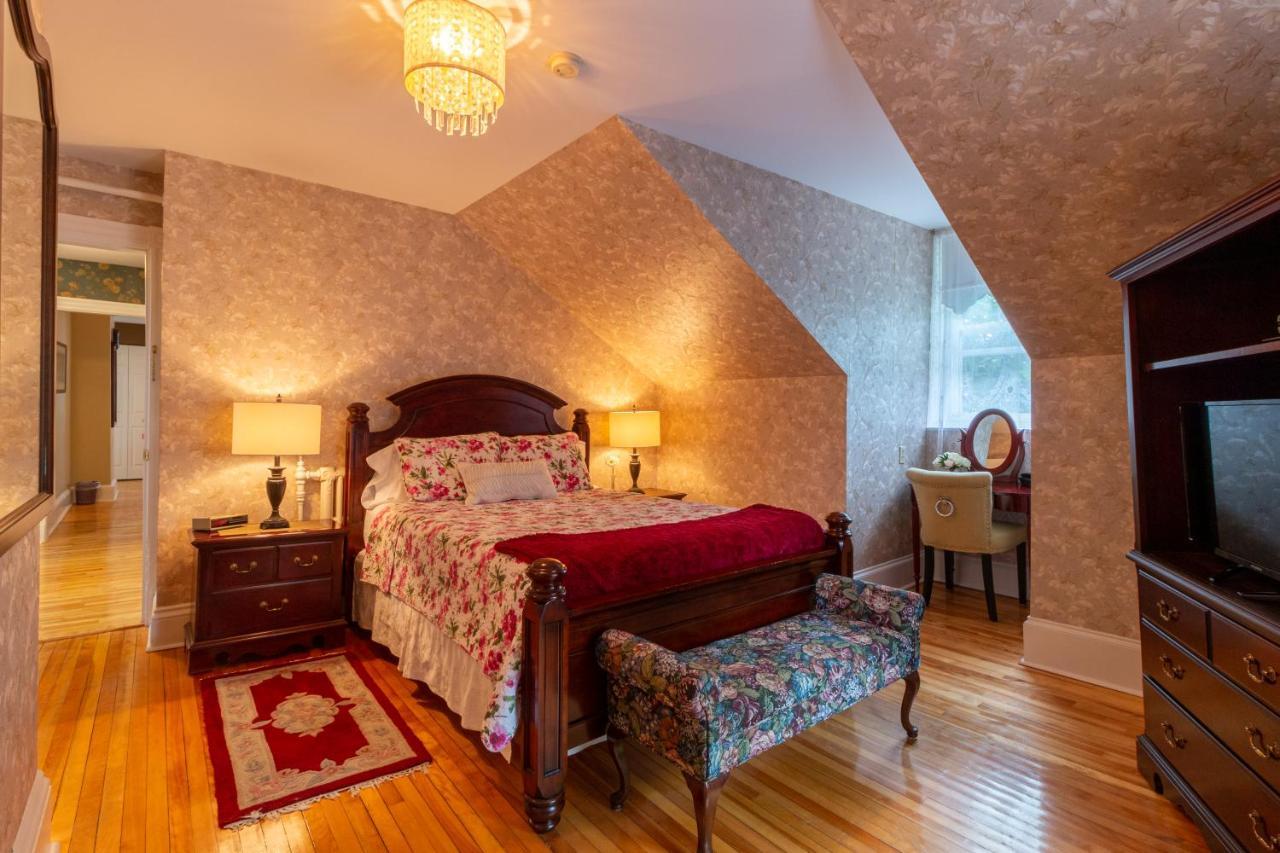 The Dawson House Bed & Breakfast Charlottetown Eksteriør bilde