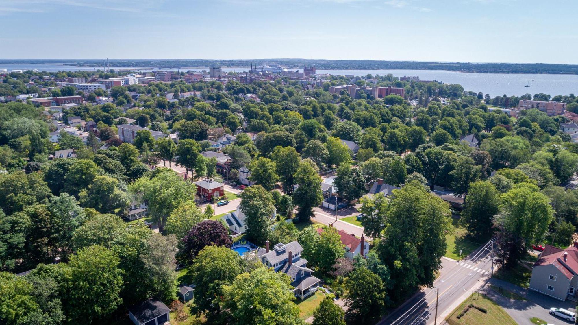 The Dawson House Bed & Breakfast Charlottetown Eksteriør bilde